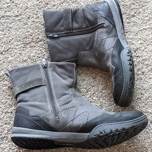 Ladies Merrell select dry waterproof size 10.5